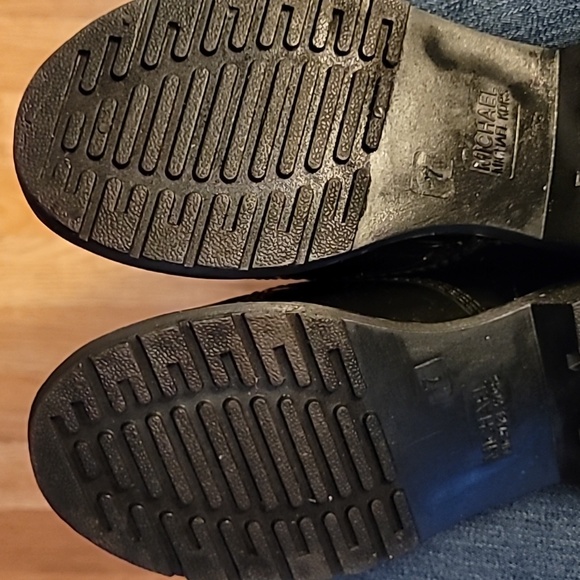 Michael Michael Kors Tavie combat rain boots. Size 7 - Picture 6 of 7